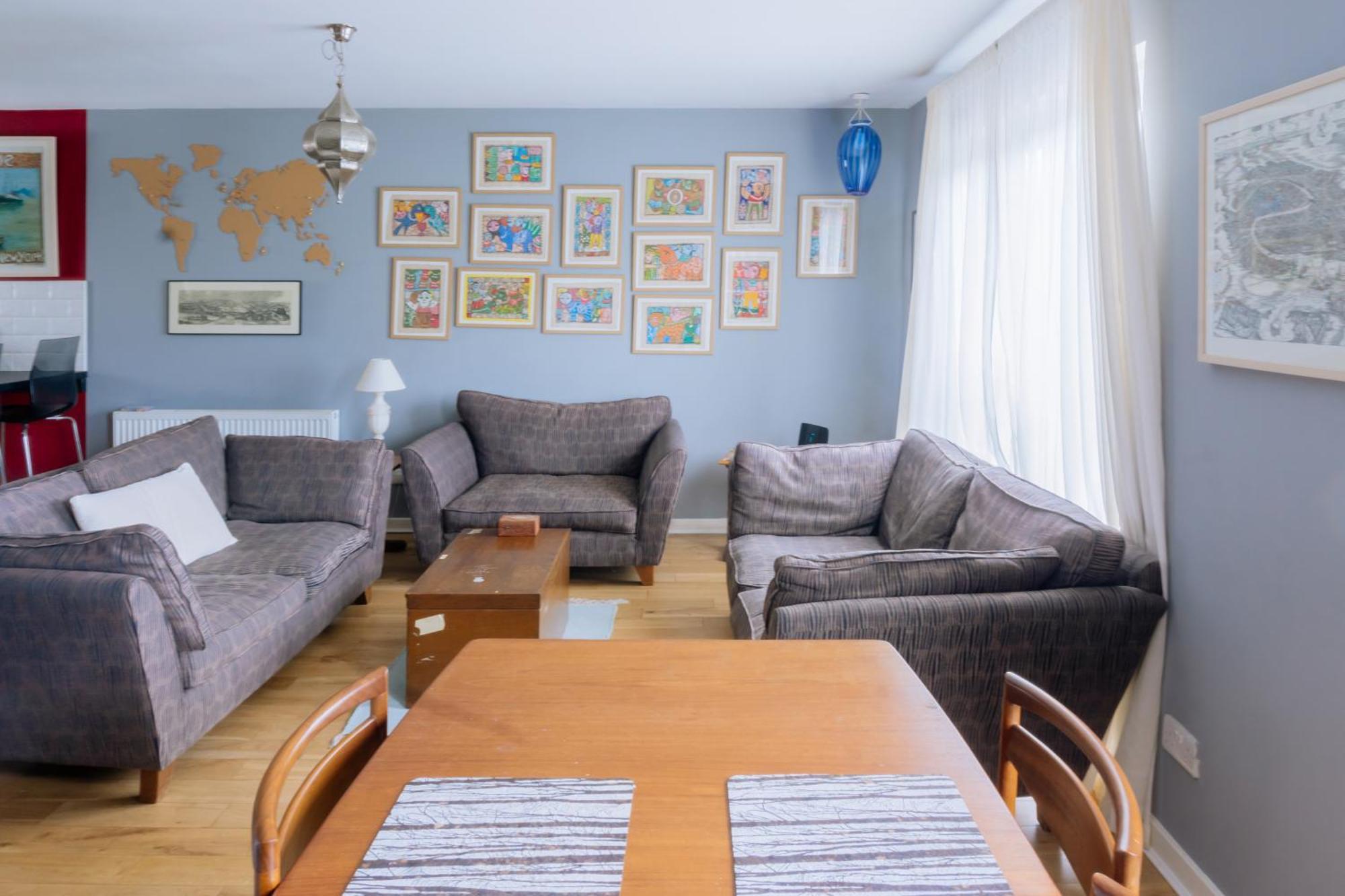 Stylish 3 Bedroom Apartment Near Hollyrood Park إدنبرة المظهر الخارجي الصورة