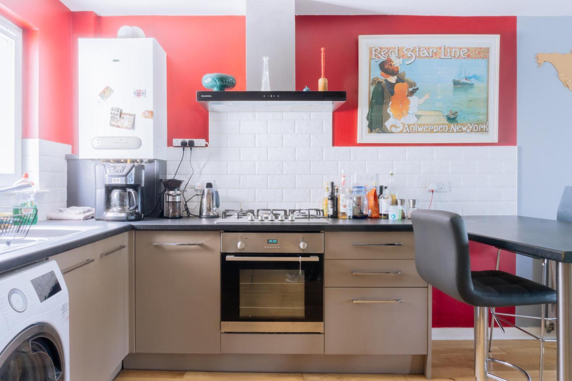 Stylish 3 Bedroom Apartment Near Hollyrood Park إدنبرة المظهر الخارجي الصورة